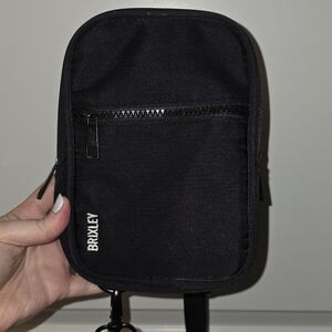 Brixley Bag Jet Crossbody Sling